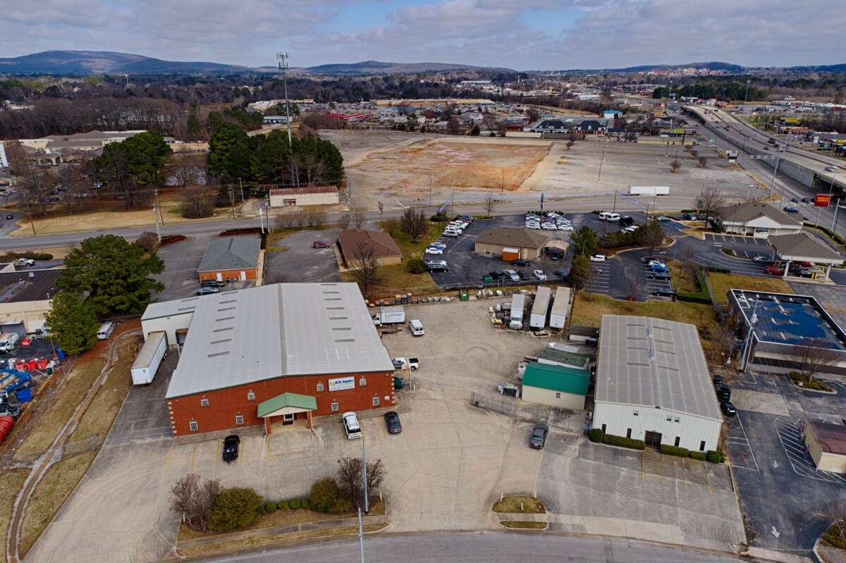 1820 Keats Dr NW, Huntsville, AL 35810