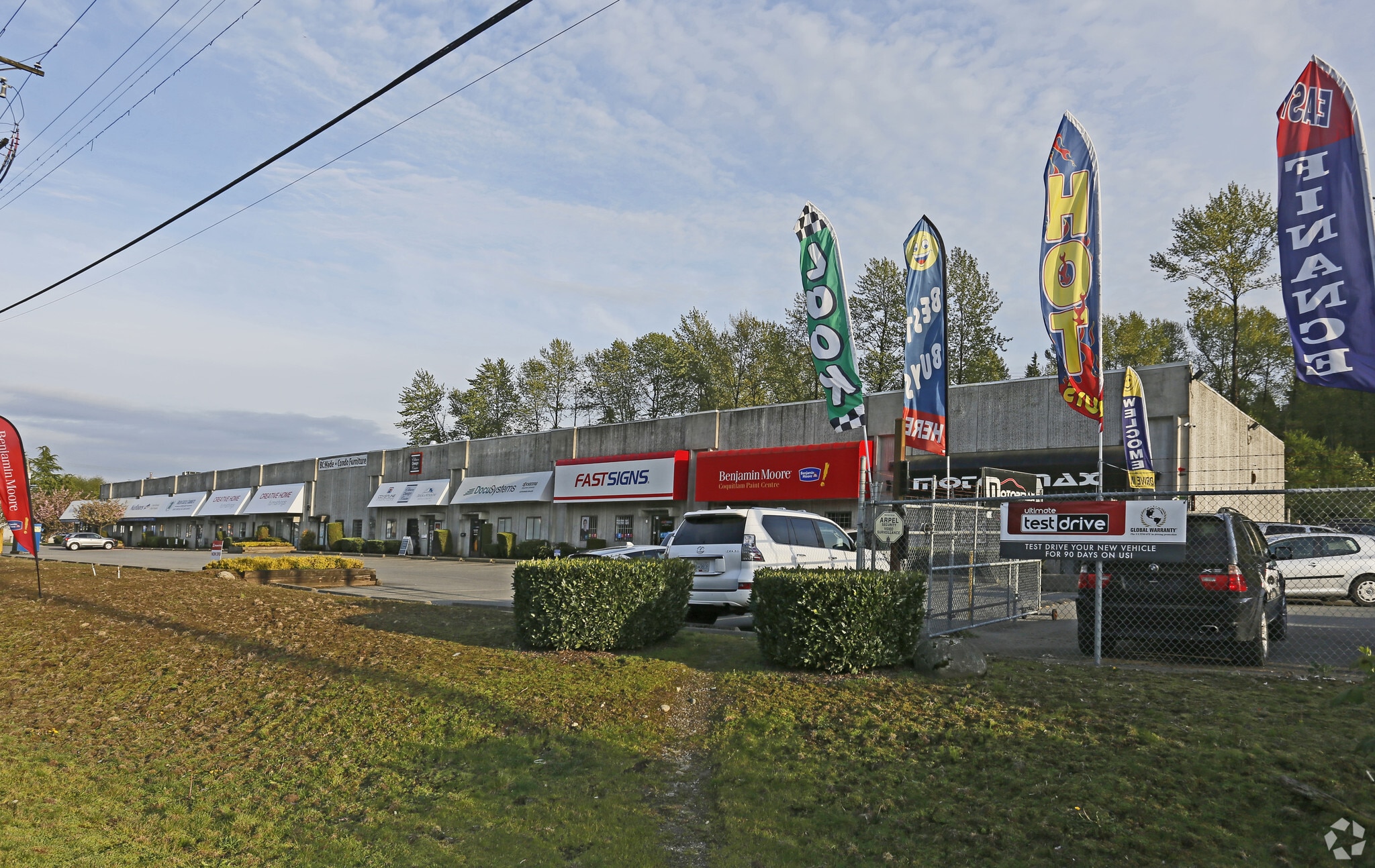 1100 Lansdowne Dr, Coquitlam, BC for lease Primary Photo- Image 1 of 16