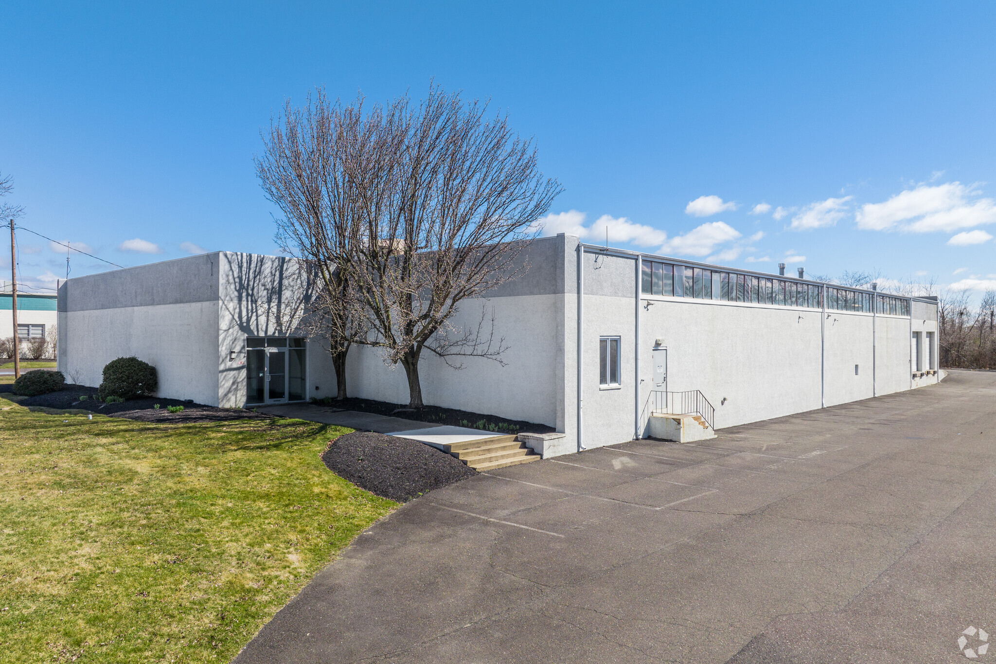 161 Commerce Dr, Montgomeryville, PA for sale Building Photo- Image 1 of 1