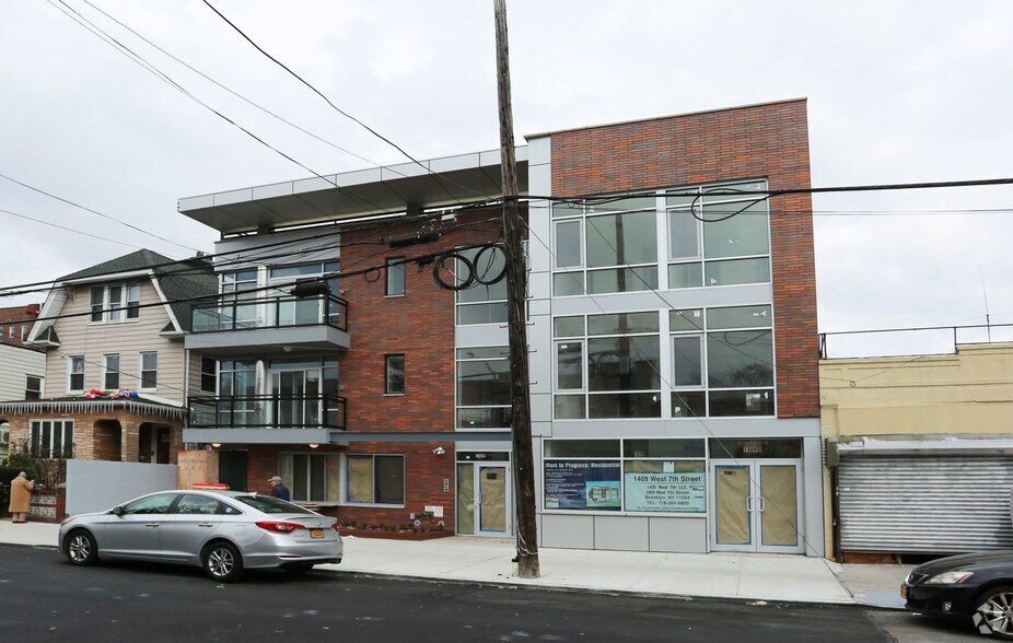 1409 W 7th St, Brooklyn, NY for sale - Building Photo - Image 1 of 1
