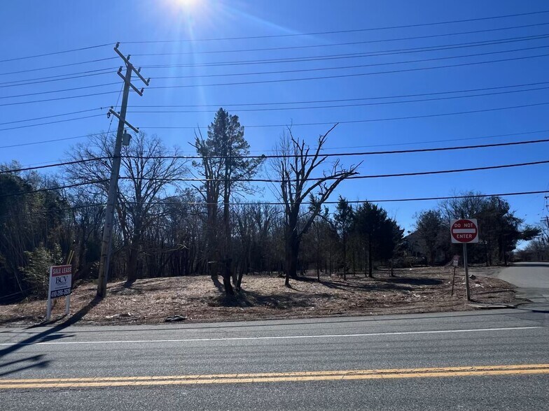 5 Bush Chapel Rd, Aberdeen, MD for lease - Building Photo - Image 2 of 7