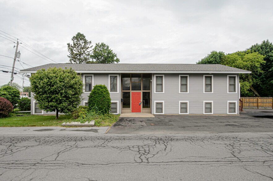 2500 Brewerton Rd, Mattydale, NY for lease - Building Photo - Image 1 of 18