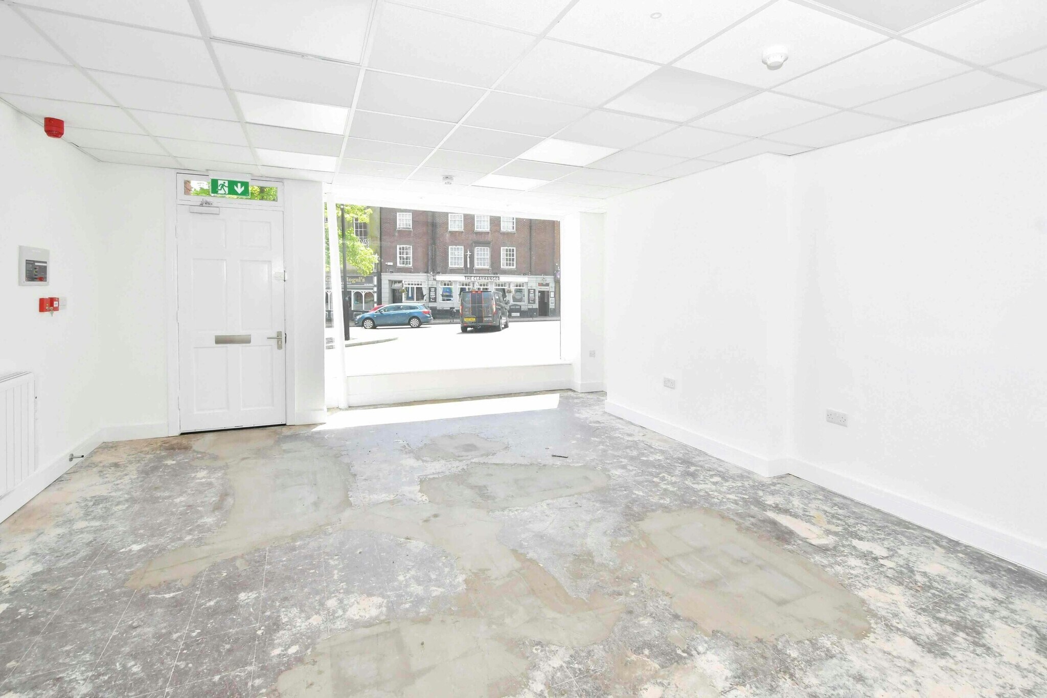 24 Market Pl, Stoke On Trent for lease Interior Photo- Image 1 of 7