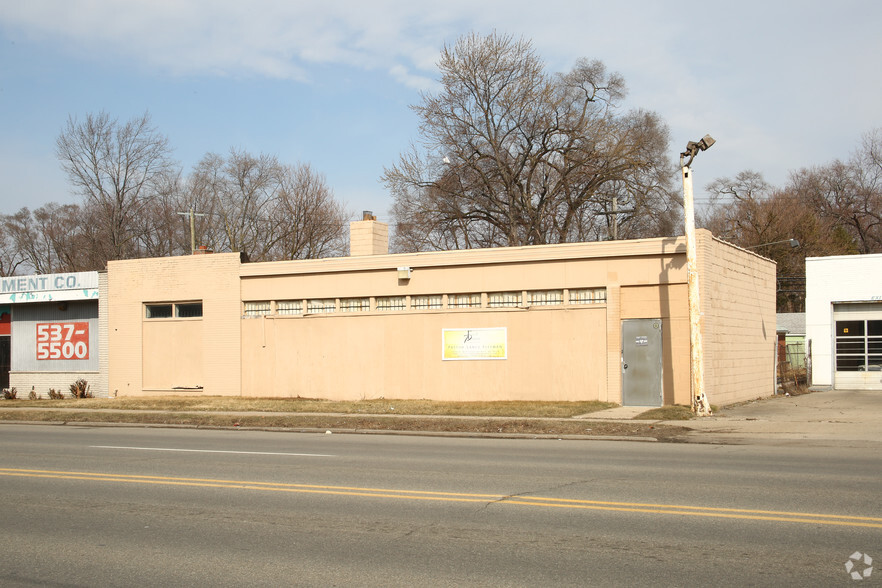 19030 W McNichols Rd, Detroit, MI for lease - Primary Photo - Image 1 of 4