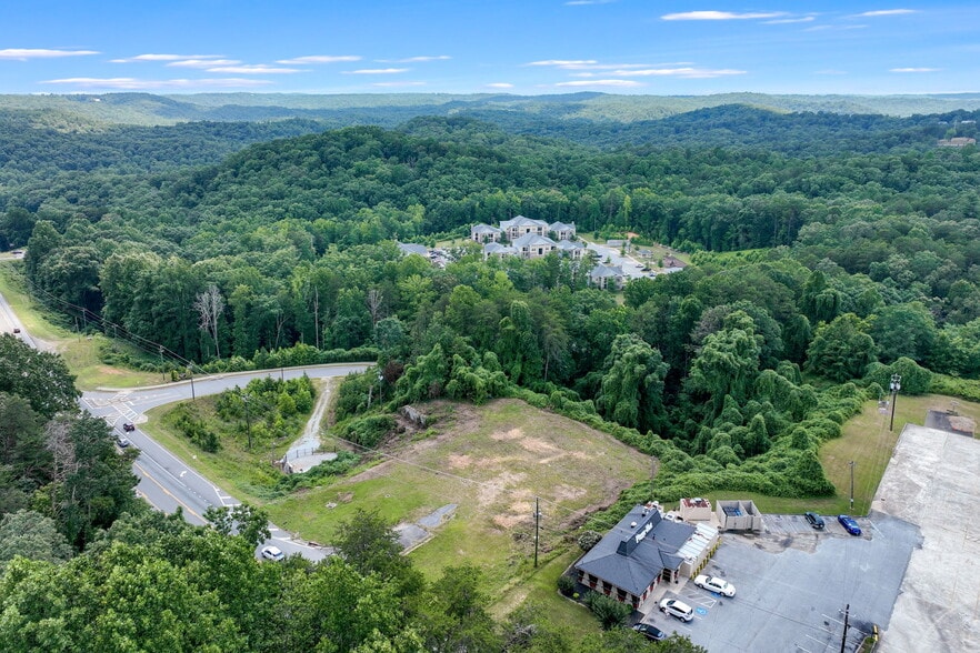 1392 Chestatee Street, Dahlonega, GA for sale - Building Photo - Image 3 of 18
