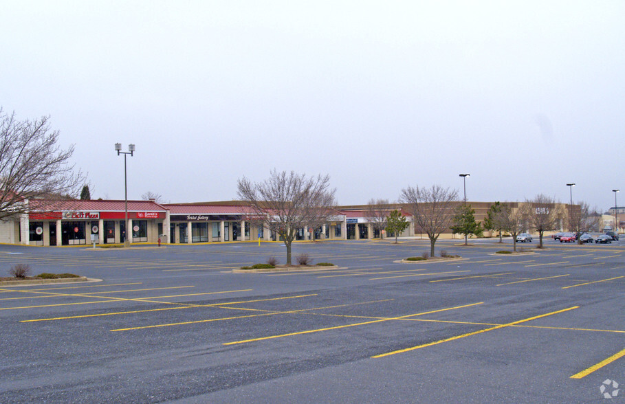 2035 E Market St, Harrisonburg, VA for lease - Building Photo - Image 3 of 9