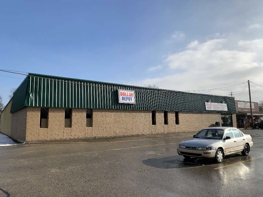 4110 10th St, Menominee, MI for sale Building Photo- Image 1 of 1