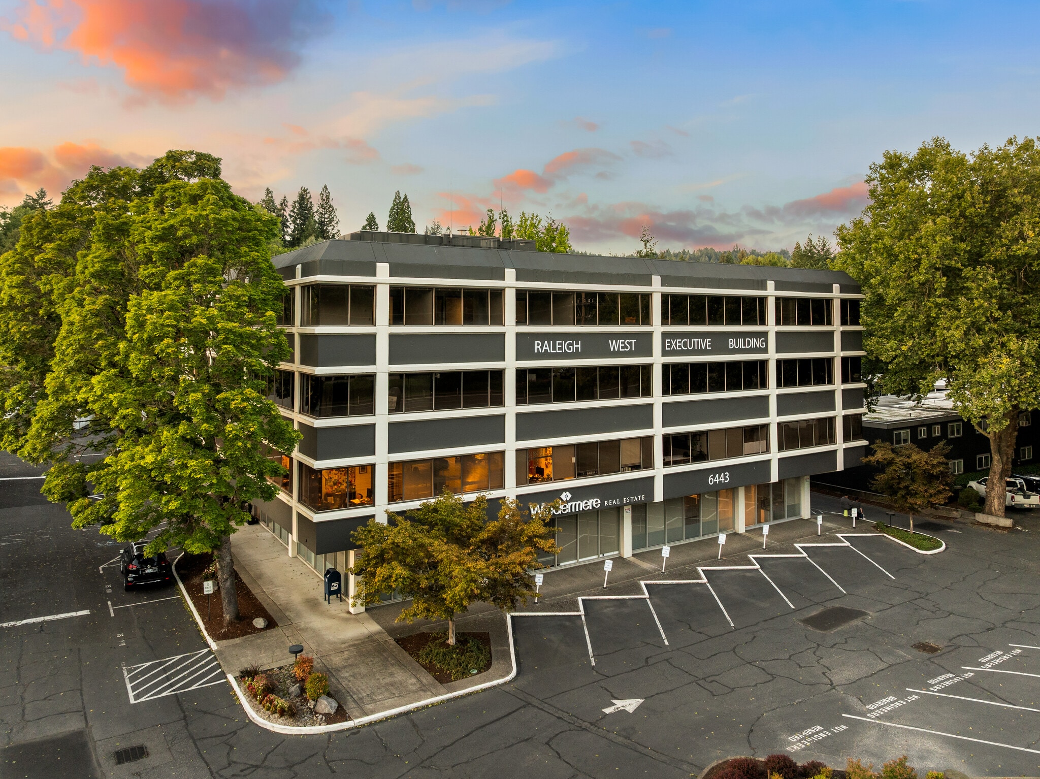 6443 SW Beaverton Hillsdale Hwy, Portland, OR for lease Building Photo- Image 1 of 6