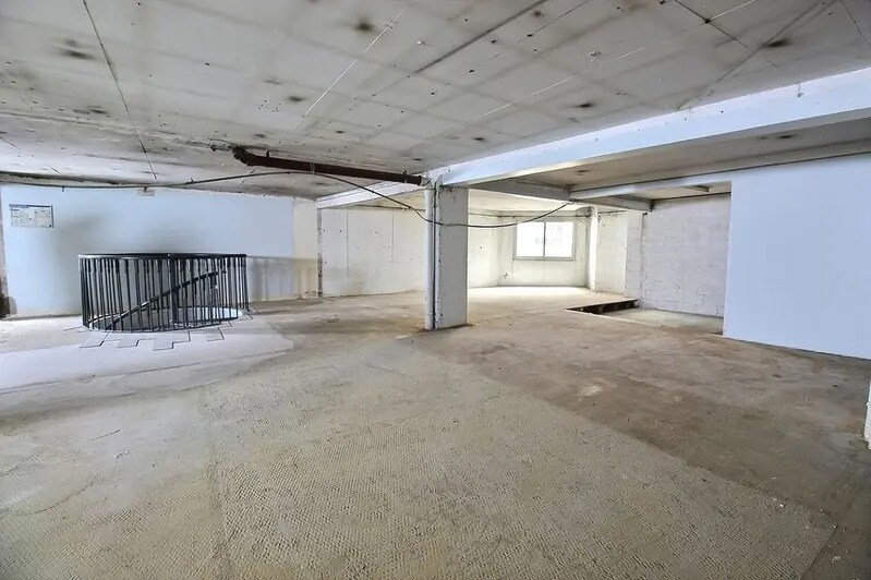 26 Rue De Crimée, Paris for sale - Interior Photo - Image 3 of 6