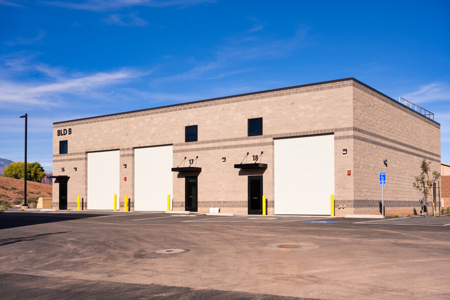 164 Old 91 hwy, Hurricane, UT for lease - Building Photo - Image 3 of 9