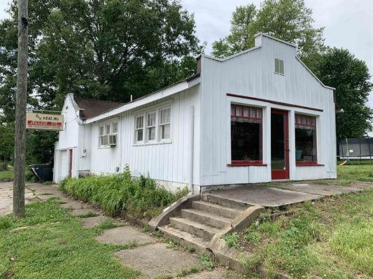 121 N Race St, Princeton, IN for sale Primary Photo- Image 1 of 1
