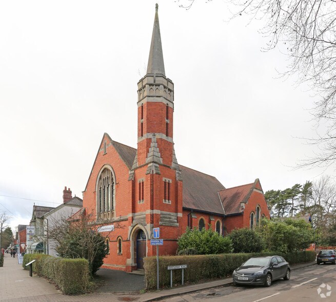 The Broadway, Woodhall Spa for sale - Building Photo - Image 3 of 6