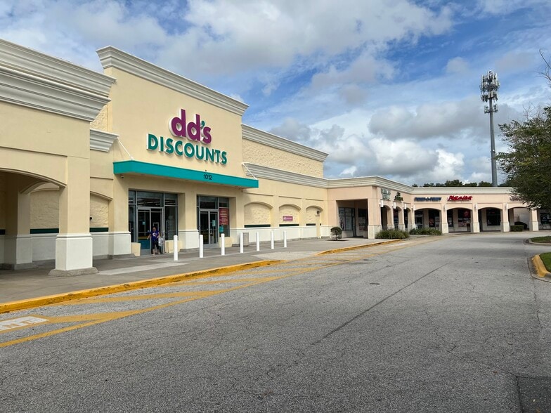 1012-1038 Buenaventura Blvd, Kissimmee, FL for lease - Building Photo - Image 2 of 6