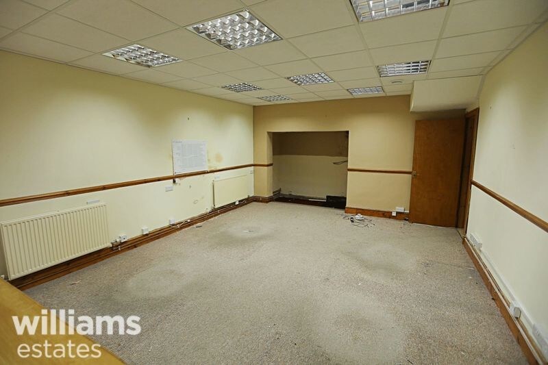 50 Kinmel St, Rhyl, CLW LL18 1AW