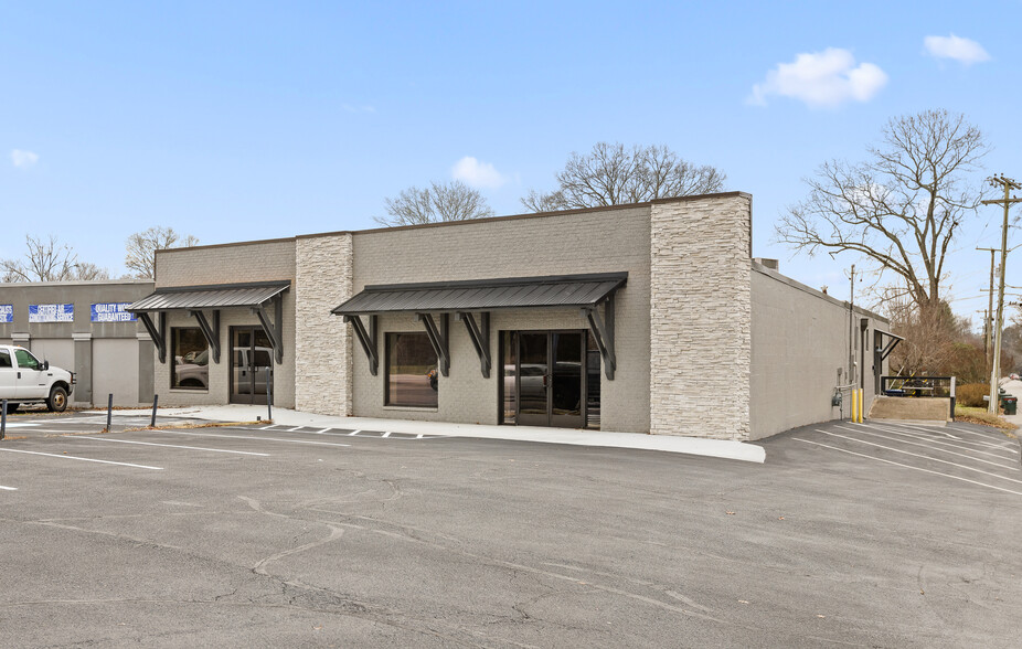 4202 N Access Rd, Chattanooga, TN for sale - Building Photo - Image 1 of 1