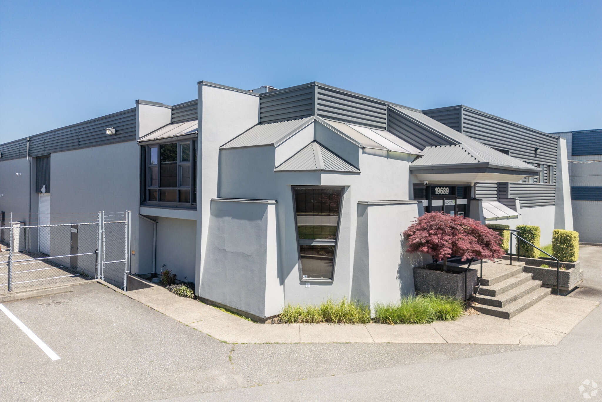 19689 Telegraph Trl, Langley Twp, BC for lease Building Photo- Image 1 of 14