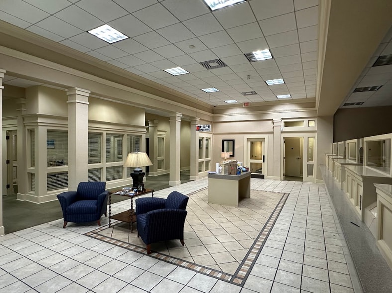 1535 Benning Dr, Columbus, GA for lease - Interior Photo - Image 2 of 13