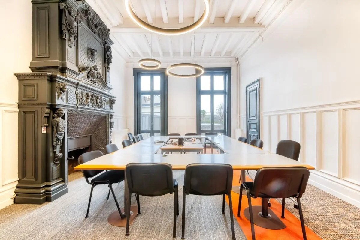 Office in Angers for lease Interior Photo- Image 1 of 24