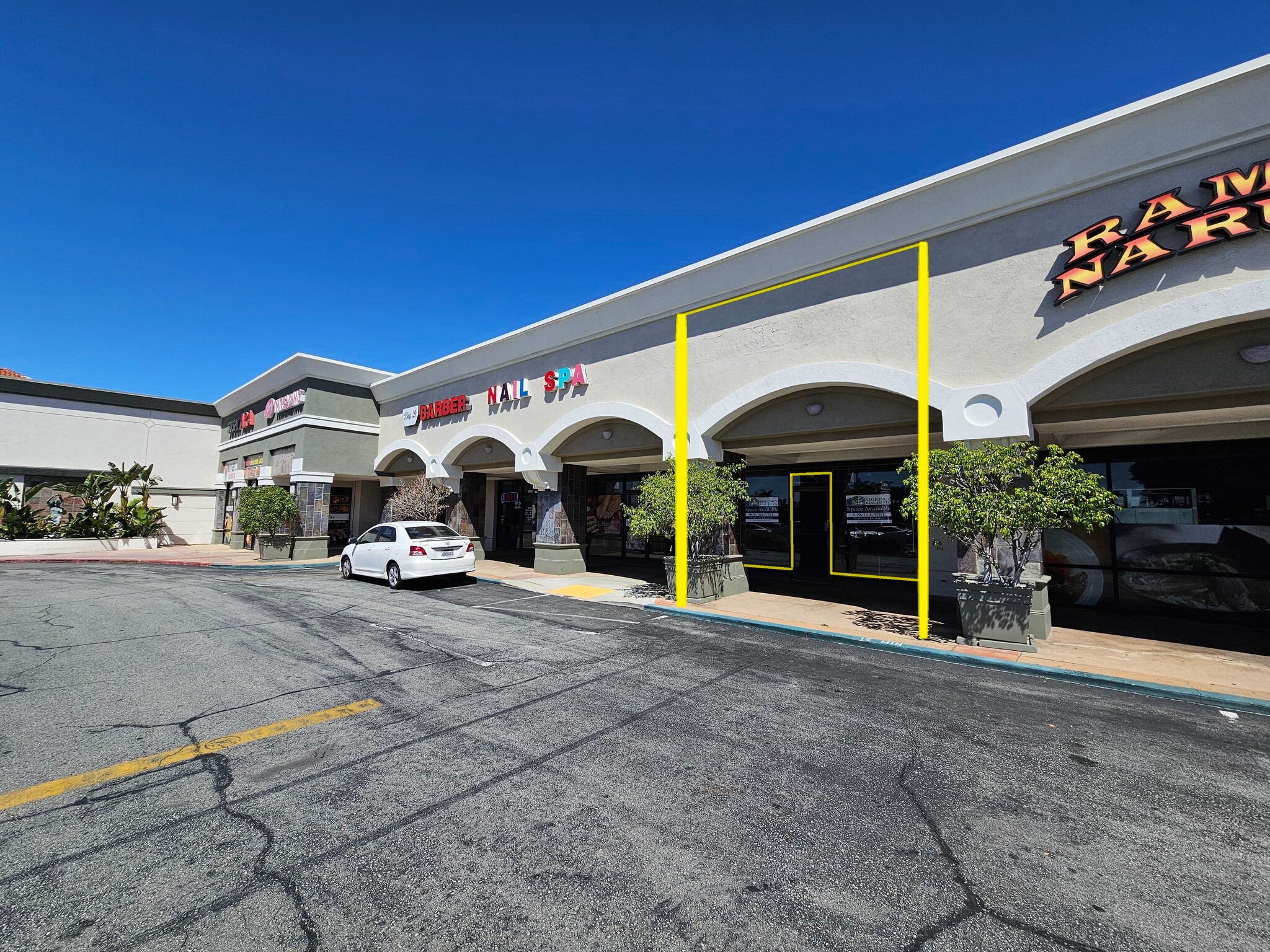 1123-1175 E Alosta Ave, Azusa, CA for lease Building Photo- Image 1 of 3