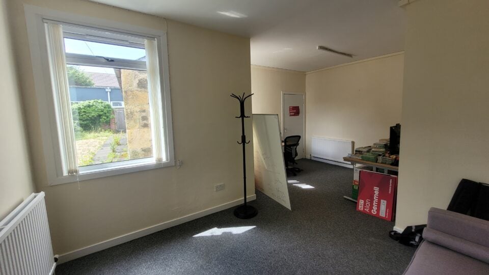 17 Townhead, Irvine for lease Interior Photo- Image 1 of 6