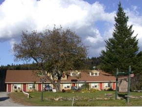 195 Route 9 W, Wilmington, VT for sale - Primary Photo - Image 1 of 1