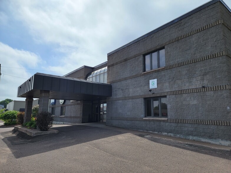 501 Granite St, Hurley, WI for lease - Building Photo - Image 1 of 7