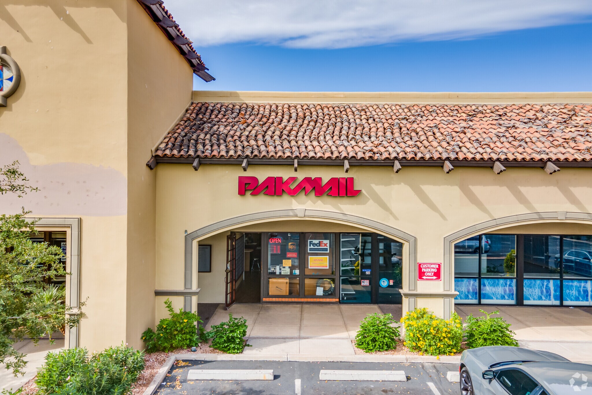 4747 E Elliot Rd, Phoenix, AZ 85044 Ahwatukee Mercado