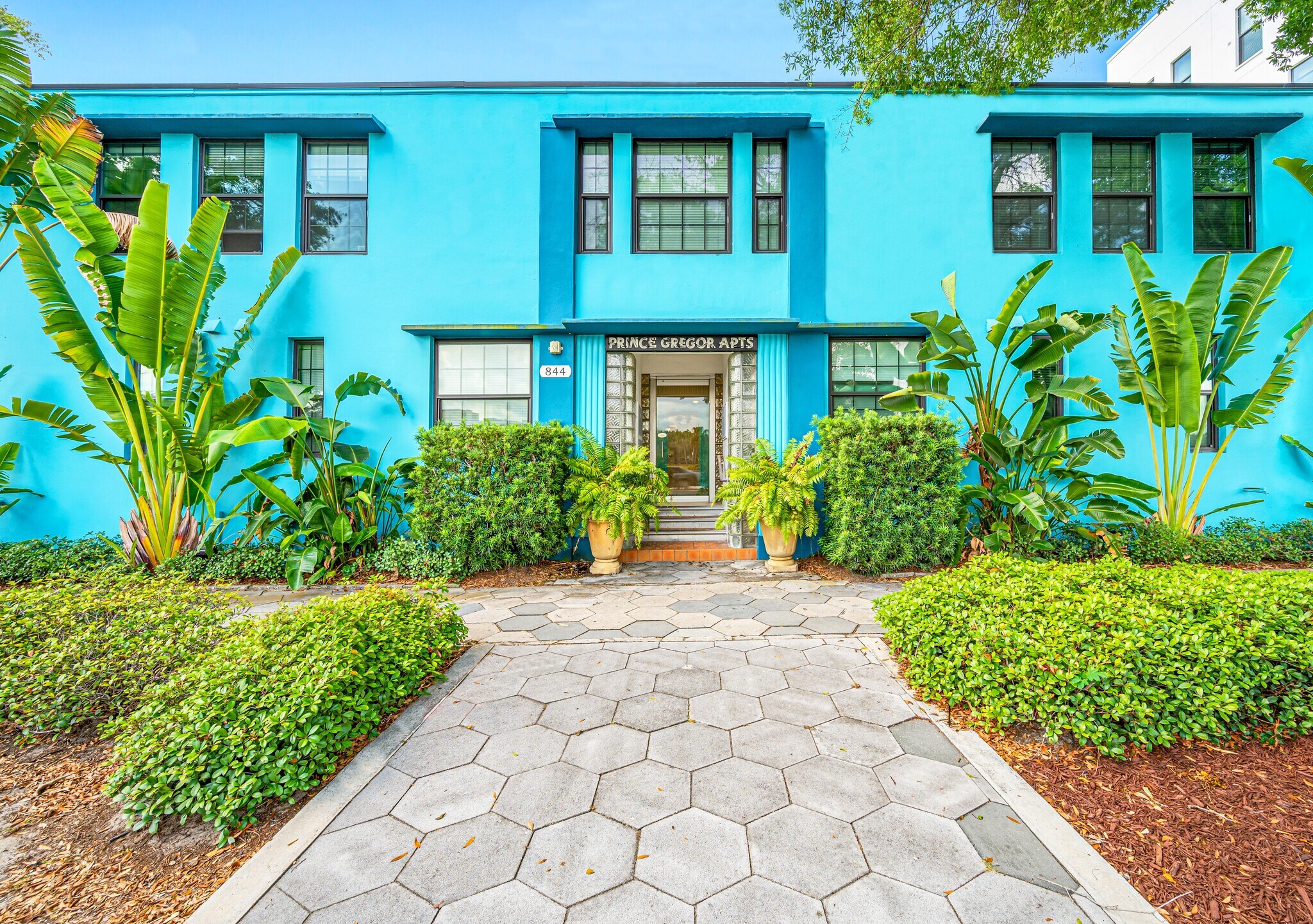 844 5th Ave S, Saint Petersburg, FL for sale Primary Photo- Image 1 of 1