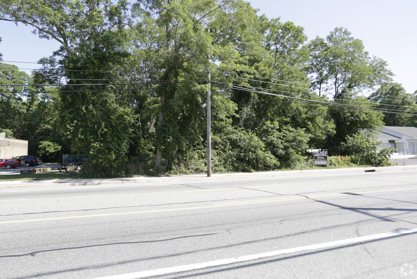 1389 Montauk Hwy, Mastic, NY 11950