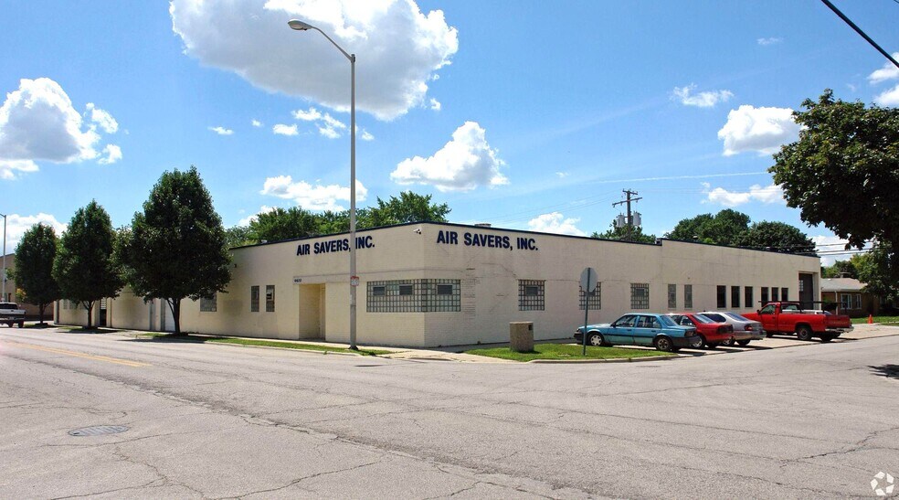 4400 S Lawndale Ave, Lyons, IL for sale - Building Photo - Image 1 of 3