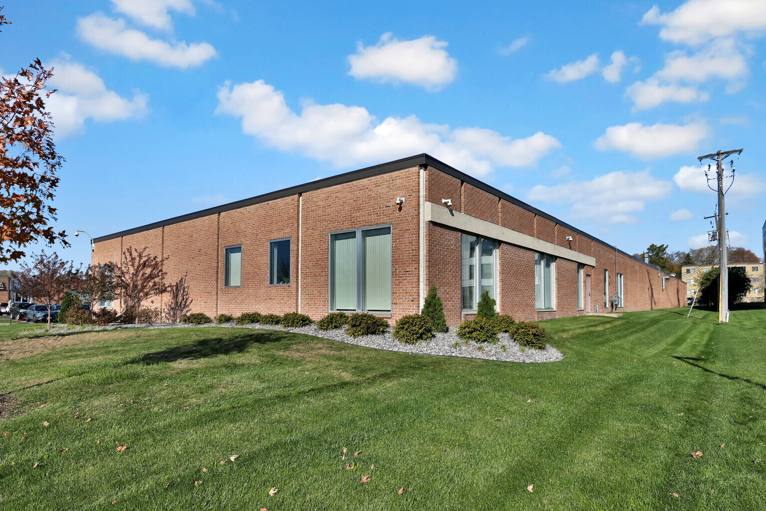 4200-4250 76th St W, Edina, MN 55435 - Flex for Lease | LoopNet