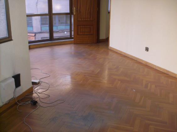 Office in Ponferrada, León for lease - Building Photo - Image 3 of 10