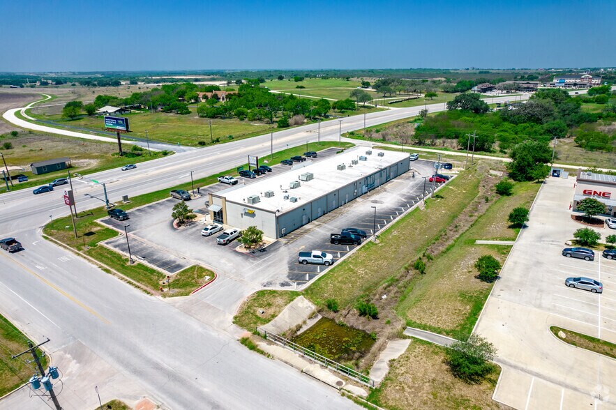 131 Business Park Dr, Kenedy, TX for lease - Aerial - Image 2 of 11