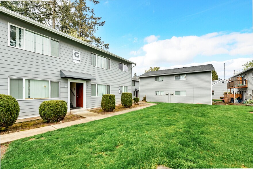 16300-16400 E Burnside St, Gresham, OR for sale - Building Photo - Image 1 of 1