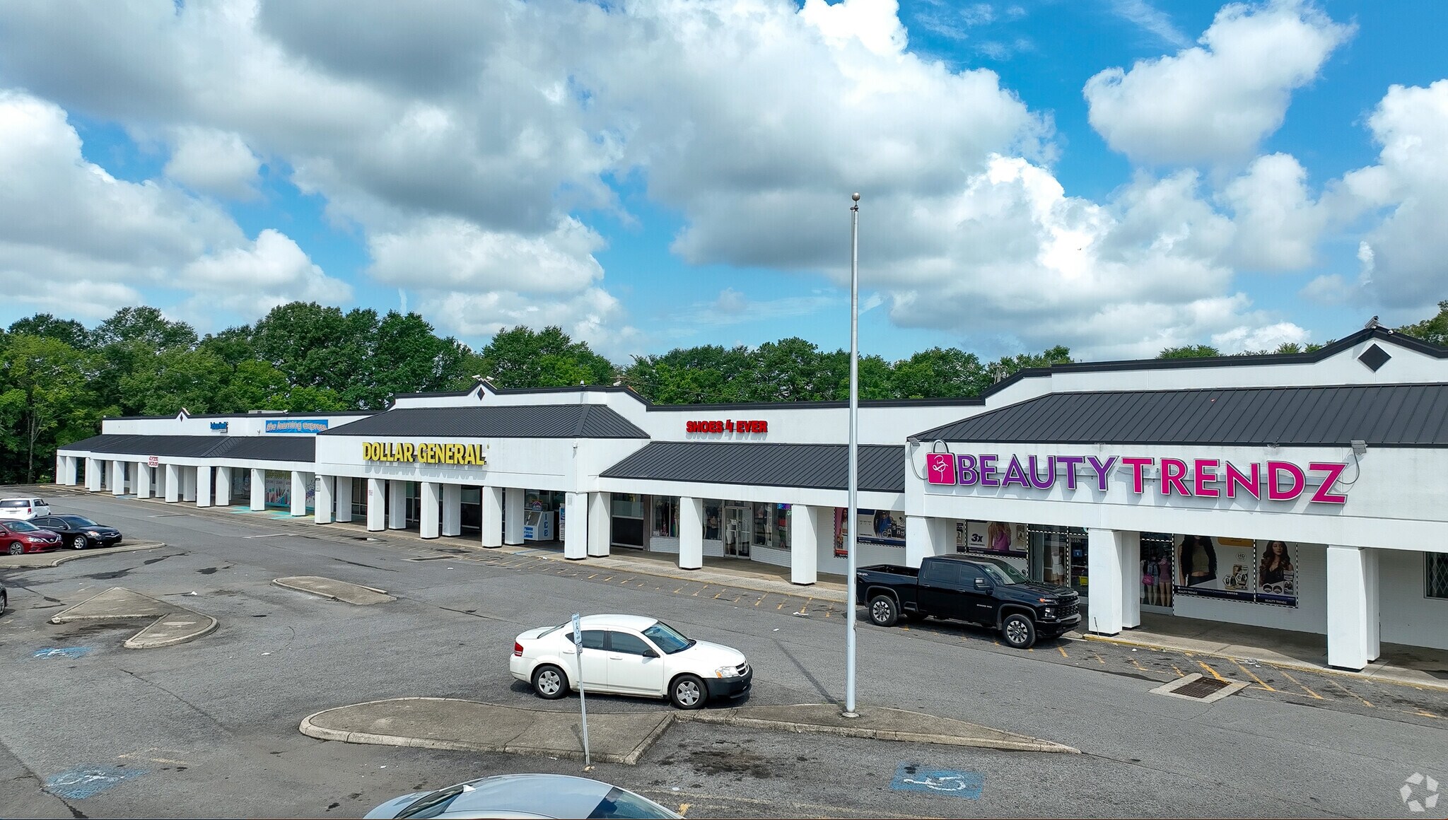 9060-9098 Parkway E, Birmingham, AL for sale Building Photo- Image 1 of 1