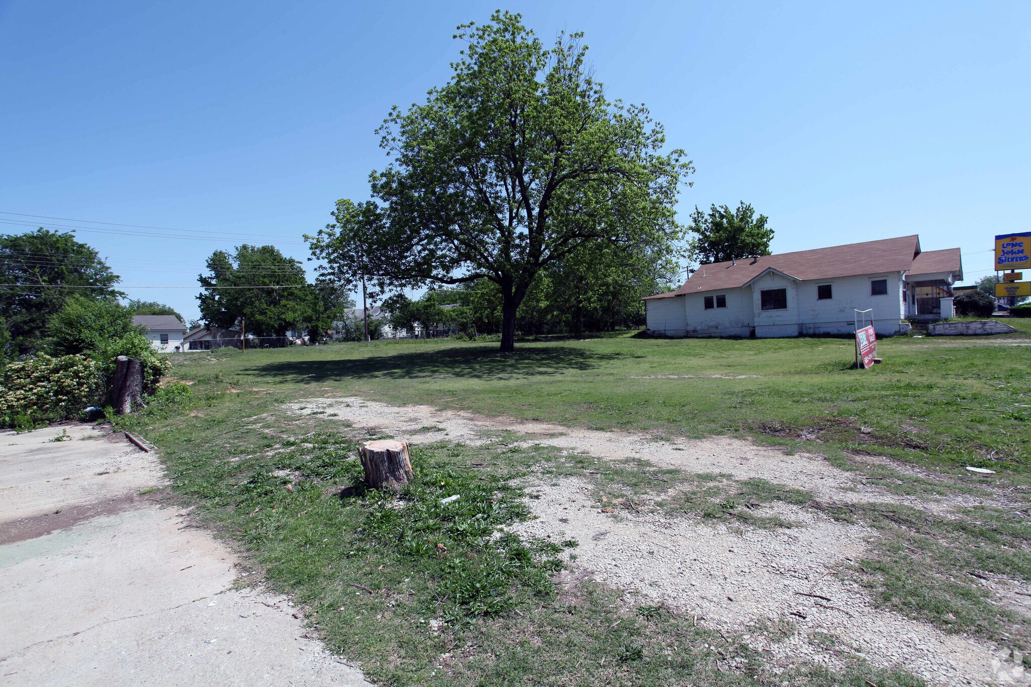 900-916 Arlington St, Ada, OK for sale Primary Photo- Image 1 of 1