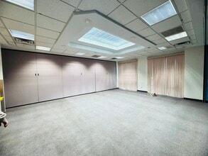 6145-6175 Spring Mountain Rd, Las Vegas, NV for lease Interior Photo- Image 1 of 6