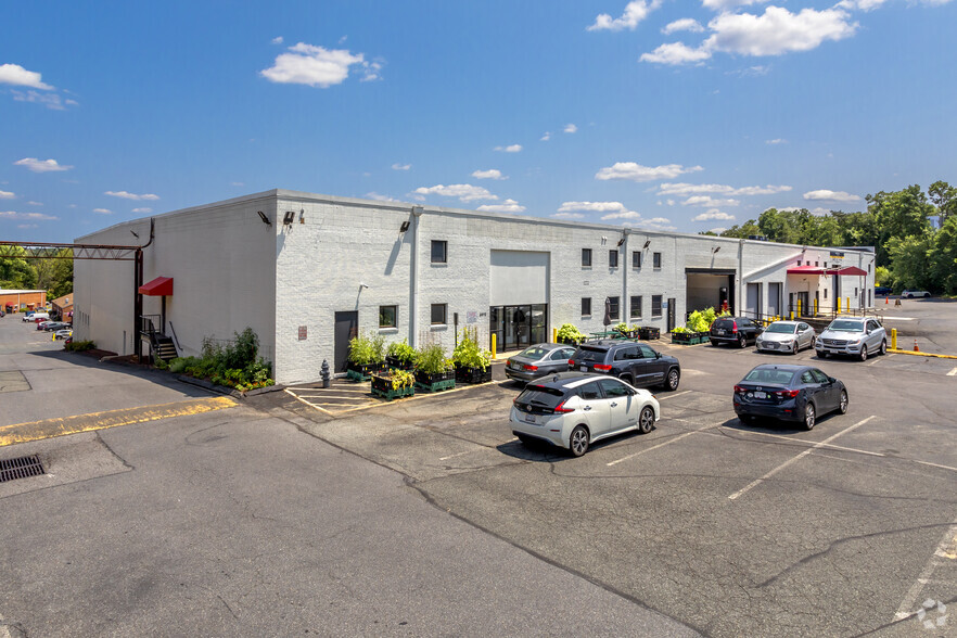 4930-4990 Boiling Brook Pky, Rockville, MD for lease - Building Photo - Image 1 of 9