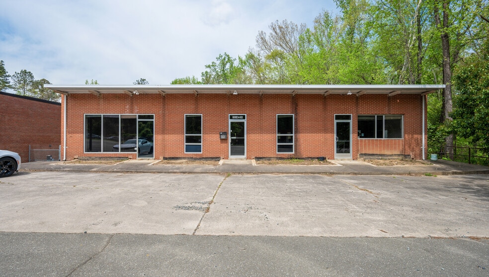 2534 Durham Chapel Hill Blvd, Durham, NC for lease - Building Photo - Image 2 of 8