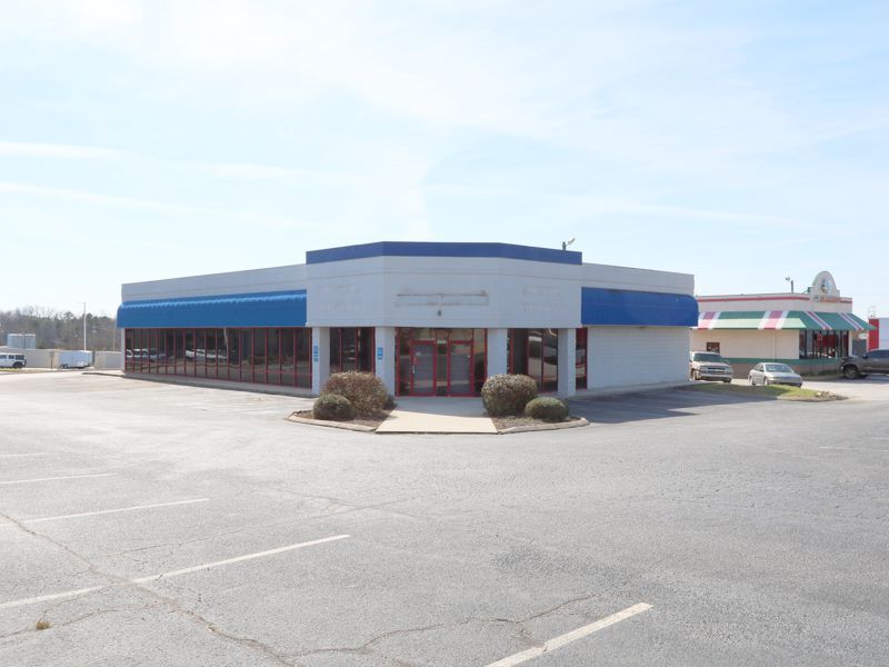 1321 W Wade Hampton Blvd, Greer, SC for sale Building Photo- Image 1 of 1