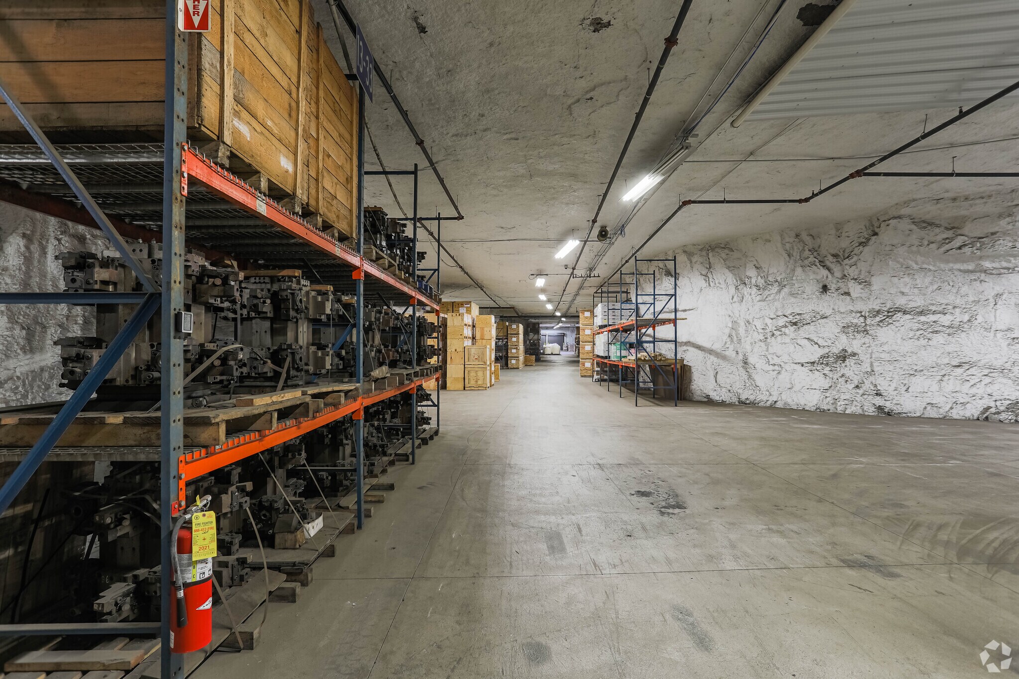 1605 Old Route 18, Wampum, PA 16157 Wampum Underground Commerce