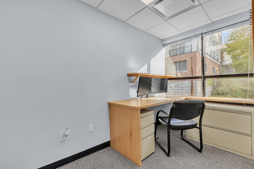 1 Stone Pl, Bronxville, NY for lease - Building Photo - Image 2 of 28