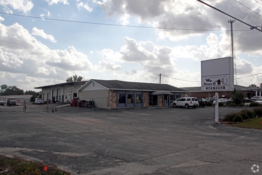 3260 Dundee Rd, Winter Haven, FL 33884