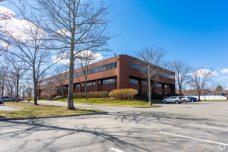 114 Turnpike Rd, Westborough, MA for lease - Primary Photo - Image 1 of 28