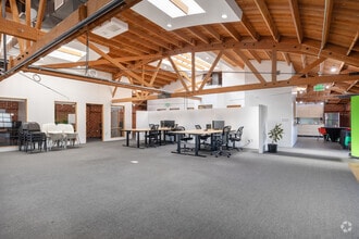 3384 Robertson Pl, Los Angeles, CA for lease Interior Photo- Image 2 of 3