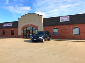 201 Prospect Rd, Bloomington IL - Drive Through Restaurant