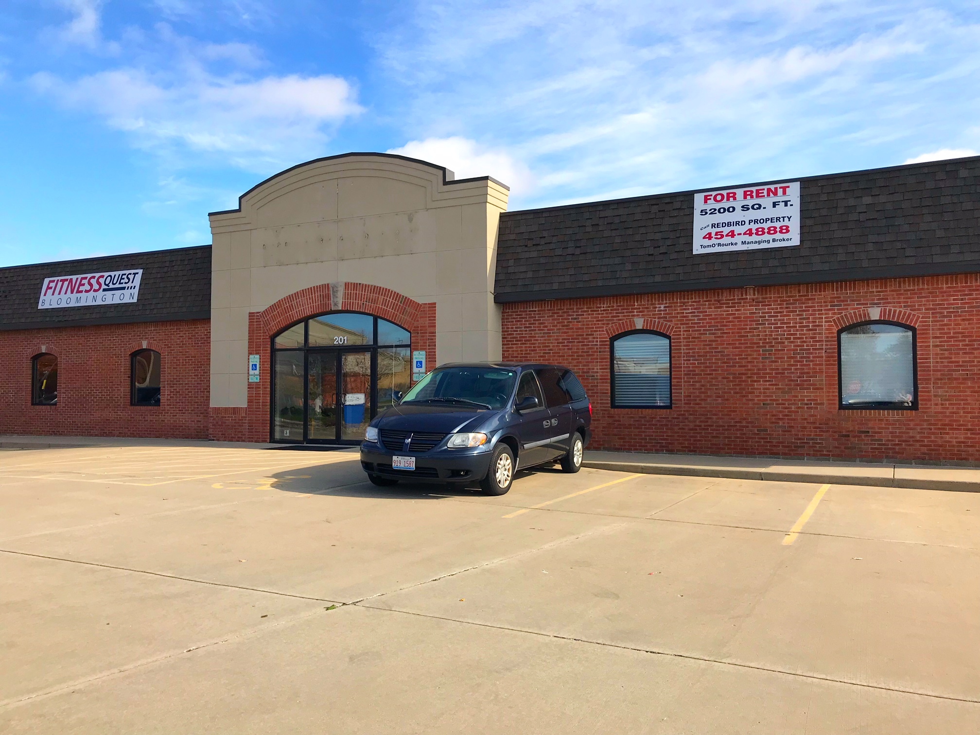 201 Prospect Rd, Bloomington, IL for lease Building Photo- Image 1 of 15