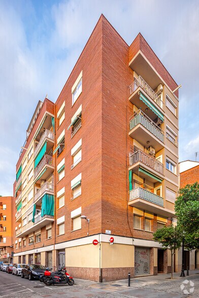 Carrer de Jorba, 7, Barcelona, Barcelona for lease - Primary Photo - Image 1 of 3
