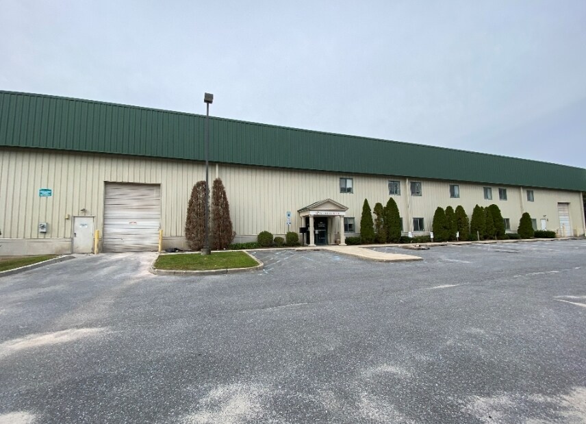 400 Cooper Rd, West Berlin, NJ for sale Primary Photo- Image 1 of 1