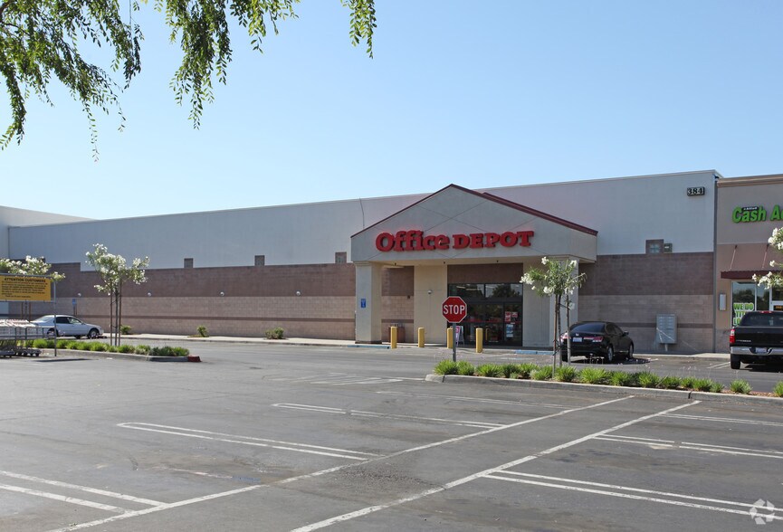 384 W Ashlan Ave Clovis Ca 93612 Property For On Loopnet Com